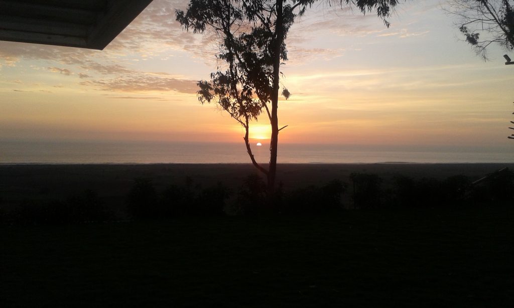 Hermoso atardecer antes de su regreso a casa