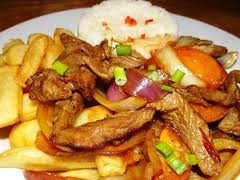 Saltado de Pollo